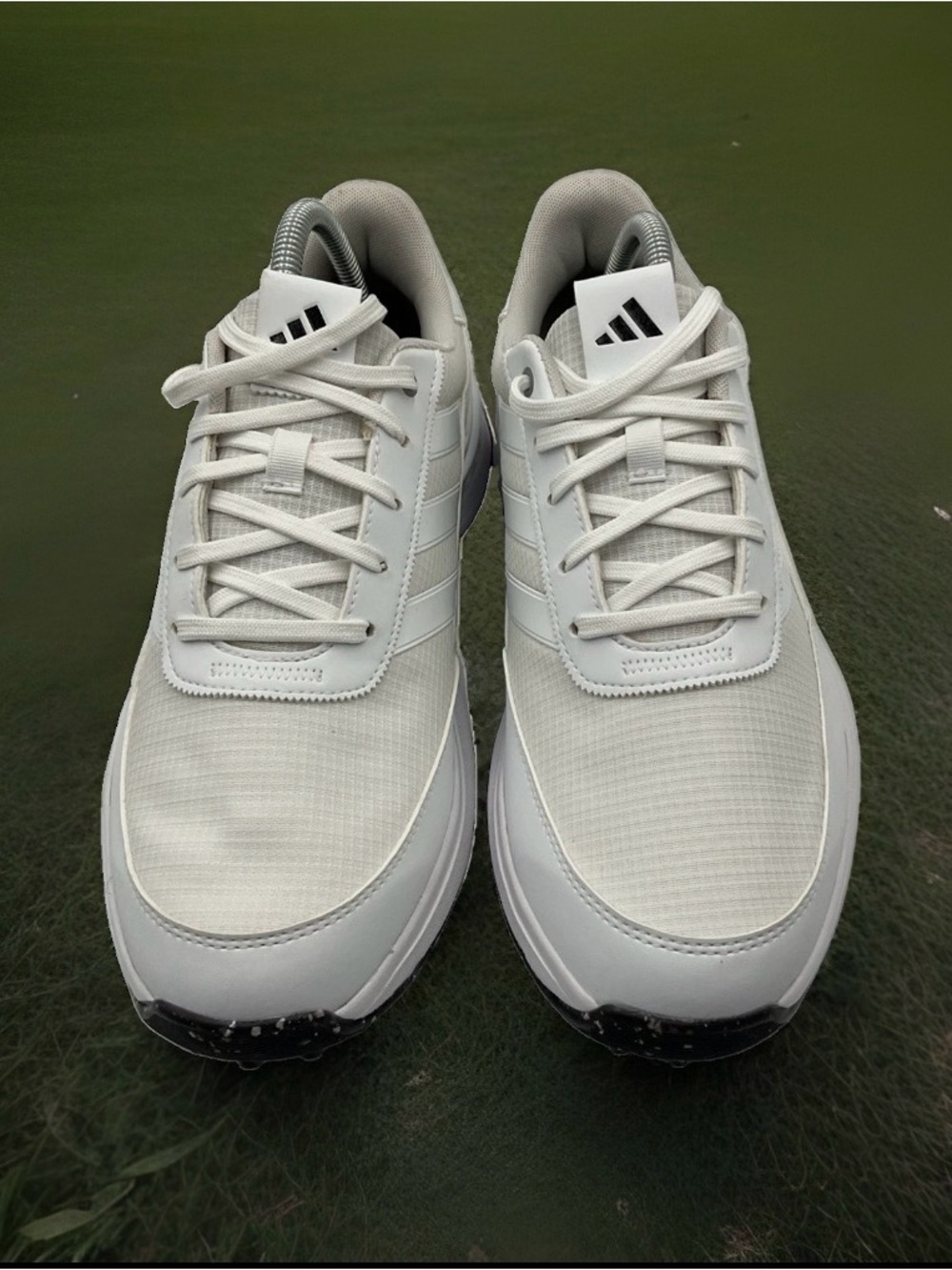 adidas Men’s White Athletic Lace-Up Sneakers golf shoes size9